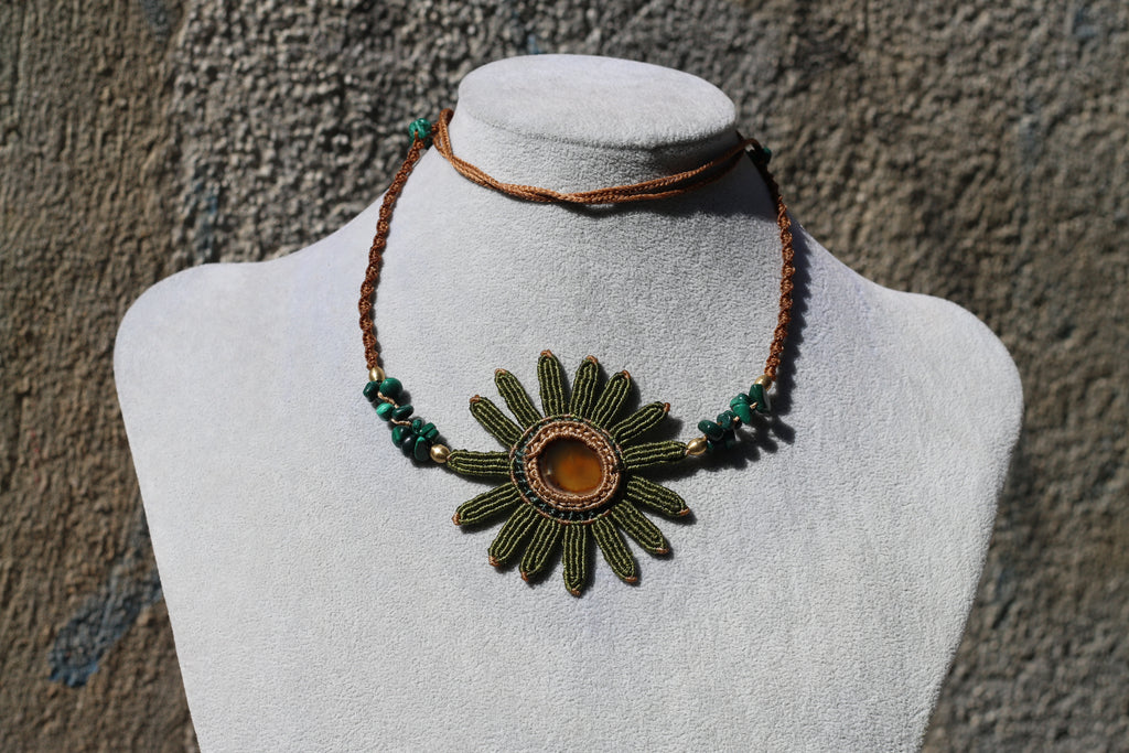 Wildflower Knot Macramè